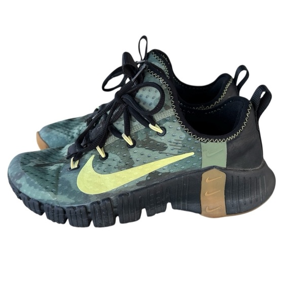 Nike Other - Nike Metcon 3 Training Shoes
Camo Green
